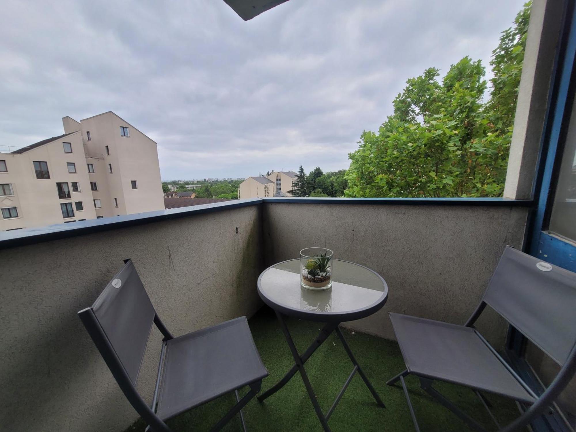 Deuil-la-BarreParisian Retreat Pour 5 Personnes - 12 Min De Paris - Proche Gareアパートメント エクステリア 写真