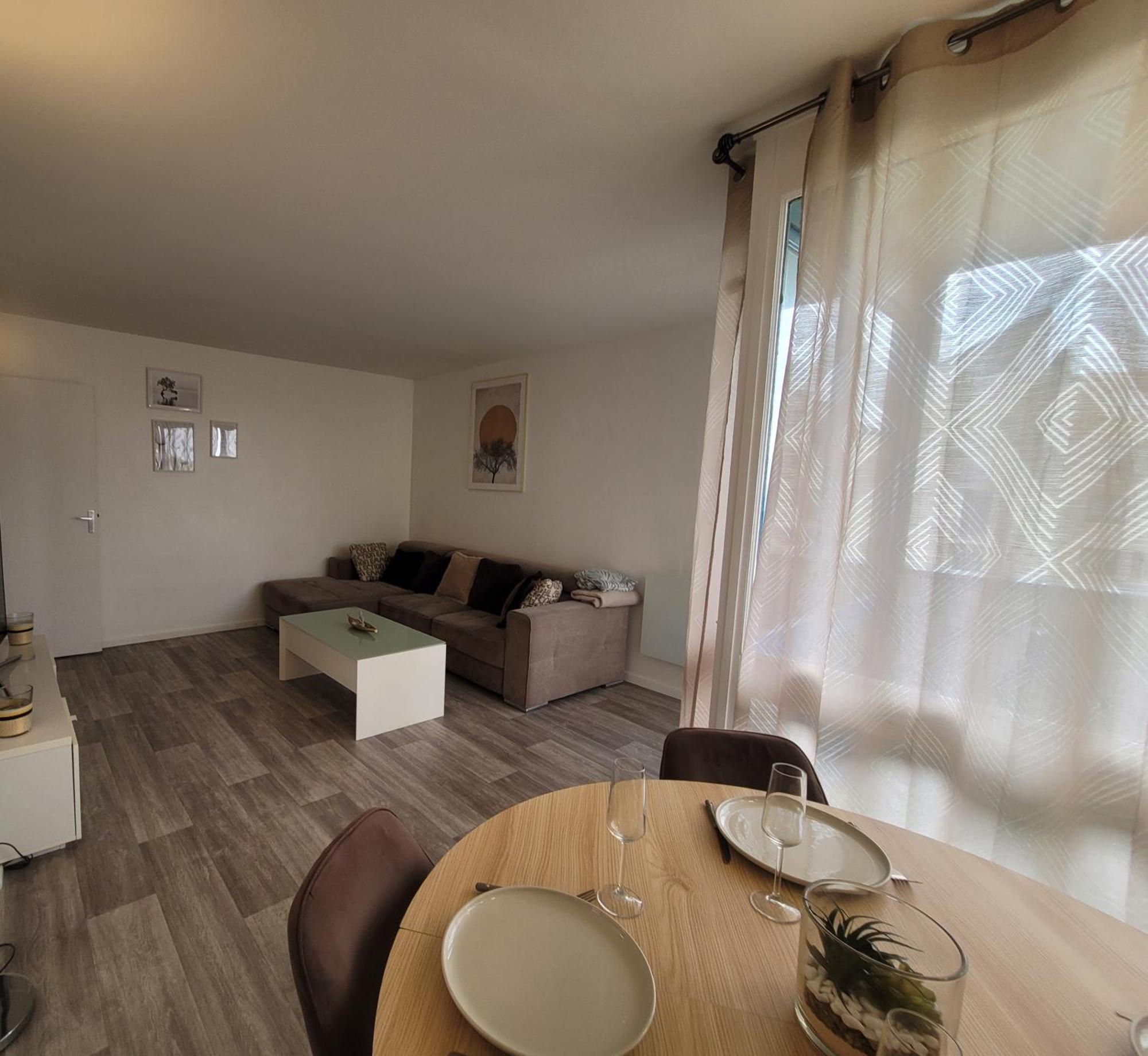 Deuil-la-BarreParisian Retreat Pour 5 Personnes - 12 Min De Paris - Proche Gareアパートメント エクステリア 写真